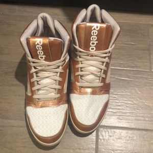 Reebok Dance UrTempo Mid Shoe - Sz. 9